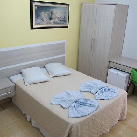 Hotel Piramide Eldorado Bagian luar foto